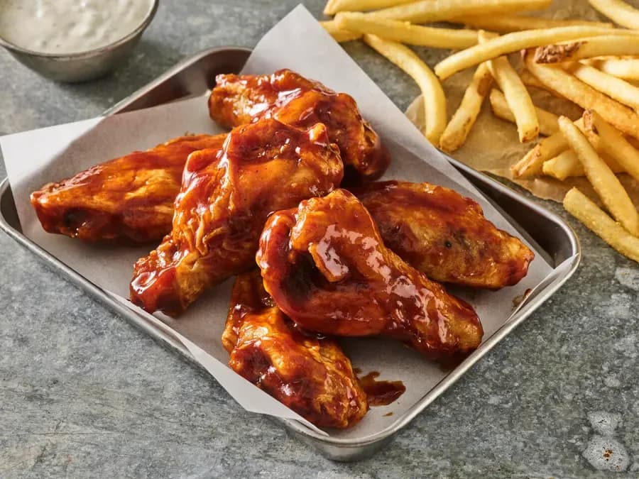 BBQ WIngs CLOSE UP